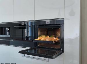 Forno Eltrico de Embutir Mythos FMY 99 73L - 220V