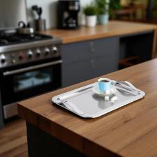 Bandeja Forma Santorini em ao inox 25x34cm: Elegncia e praticidade para servir com estilo