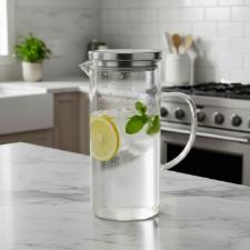 Jarra em vidro Wolff 1,4 litro com tampa de Inox: Frescor e design  mesa