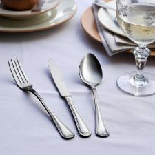 Faqueiro em prata Saint James Versailles 48 peças: Uma herança de elegância e tradição Faqueiro em prata Saint James Versailles 48 peças: Uma herança de elegância e tradição