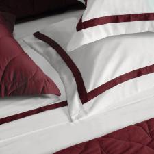 Jogo de len�ol Trussardi Vercelli 300 fios em algod�o Casal Branco/Vino