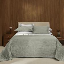 Colcha Trussardi Novara 300 fios em algodo Egpcio 2,60mx2,80m Queen Pistacchio