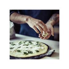 Refratrio para pizza em cermica Emile Henry 37cm preta
