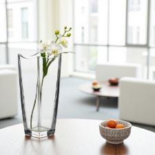 Vaso em cristal L'Hermitage Noble 29,7cm: Brilho e elegncia clssica para sua decorao