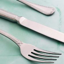 Faqueiro em prata com estojo Saint James Croise 101 peas: Requinte e design clssico para sua mesa