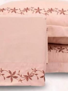 Jogo de Cama 4 peas Queen Bordado Essencialle Rosa/Rosa.