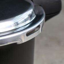 Panela de presso  Pressure 2 Alas 5,4L Ceramic Life  com fundo de Induo Brinox  Preto